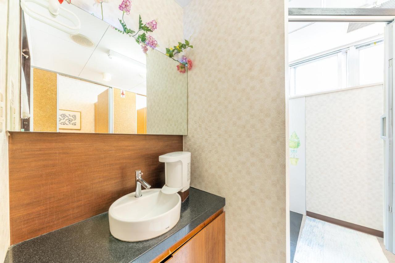 Oyo Hotel Hikari House Tokyo Exterior photo