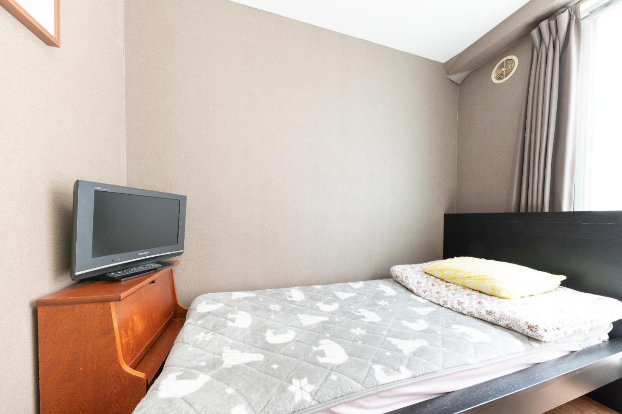 Oyo Hotel Hikari House Tokyo Exterior photo