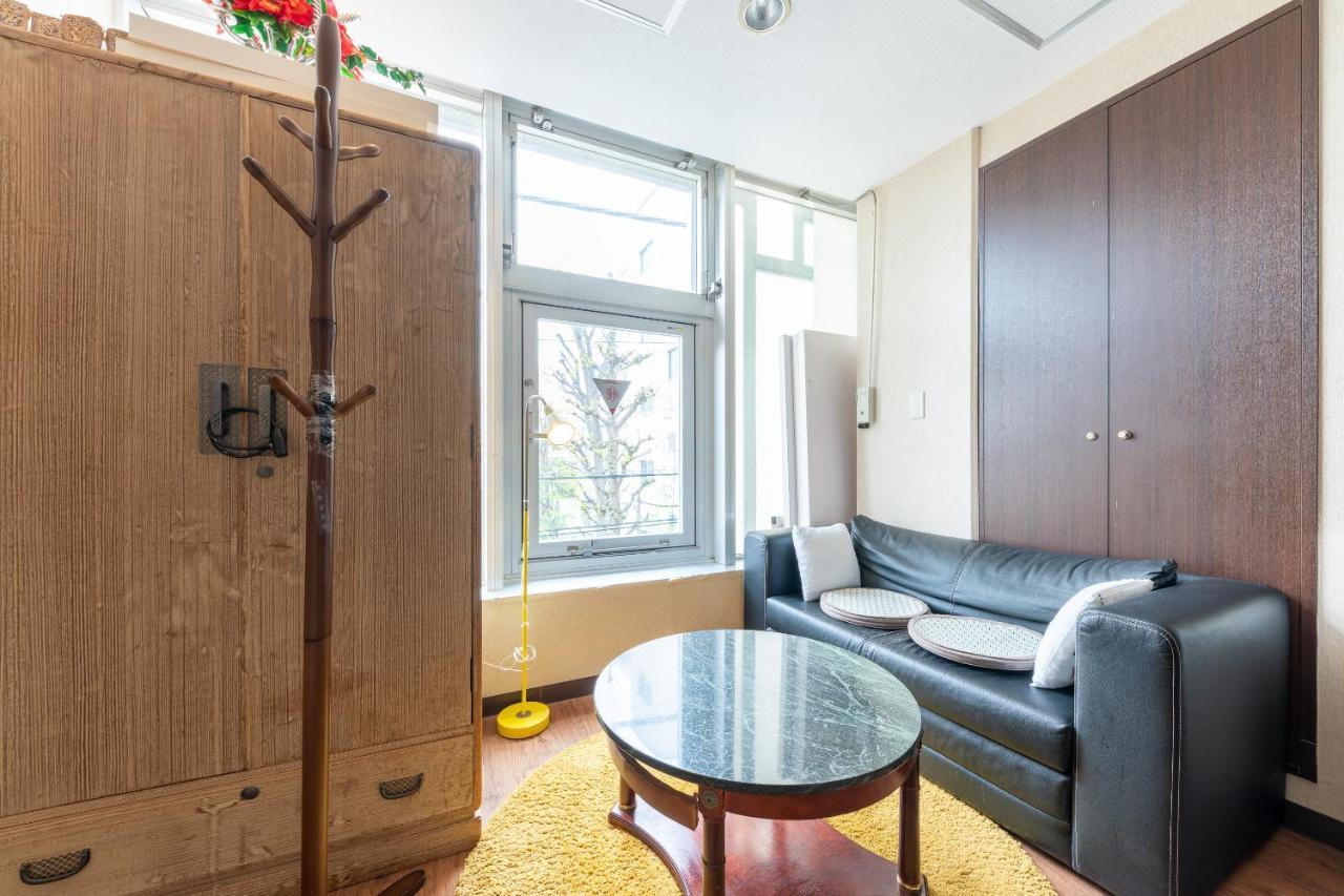 Oyo Hotel Hikari House Tokyo Exterior photo